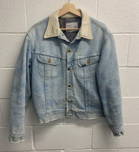 Load image into Gallery viewer, 70s Blanket Lined Lee Storm Rider White Corduroy Collar Jean Jacket
